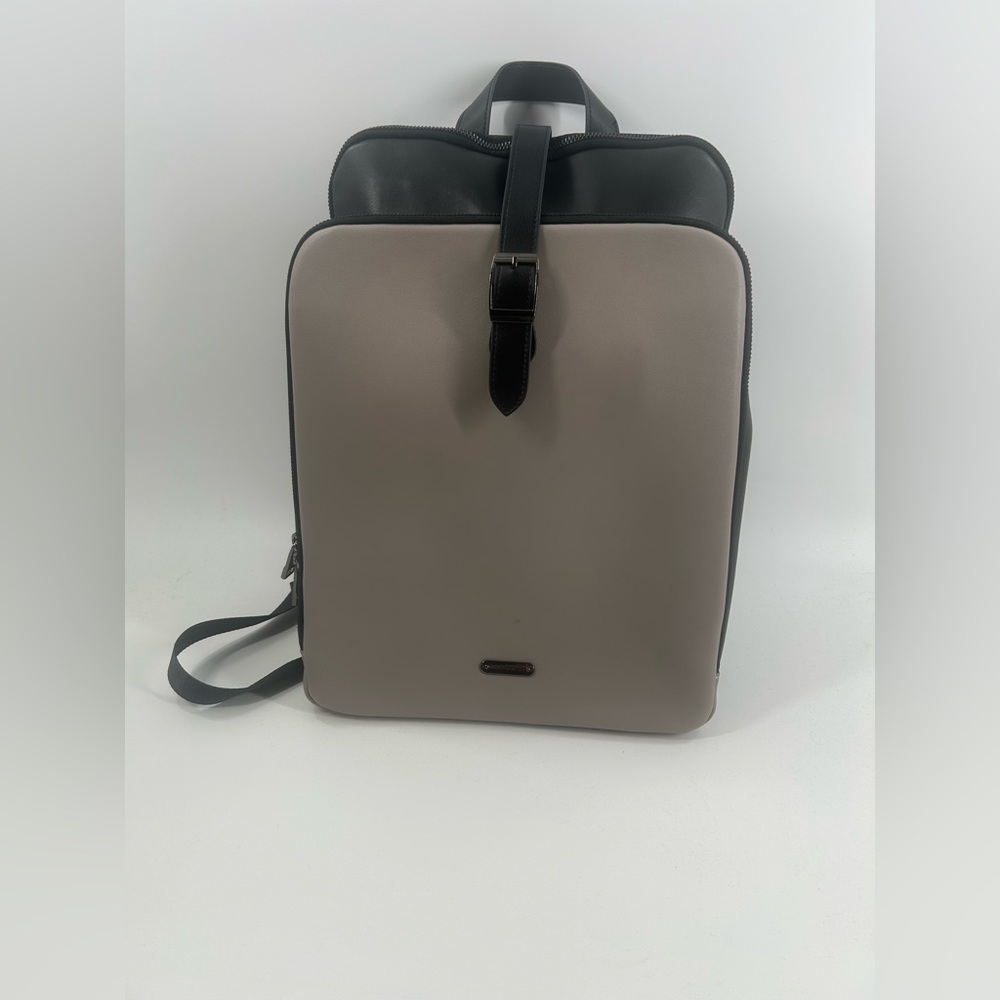 Cluci Two-Tone Leather Black and Light Gray Backpack - Picture 6 of 7